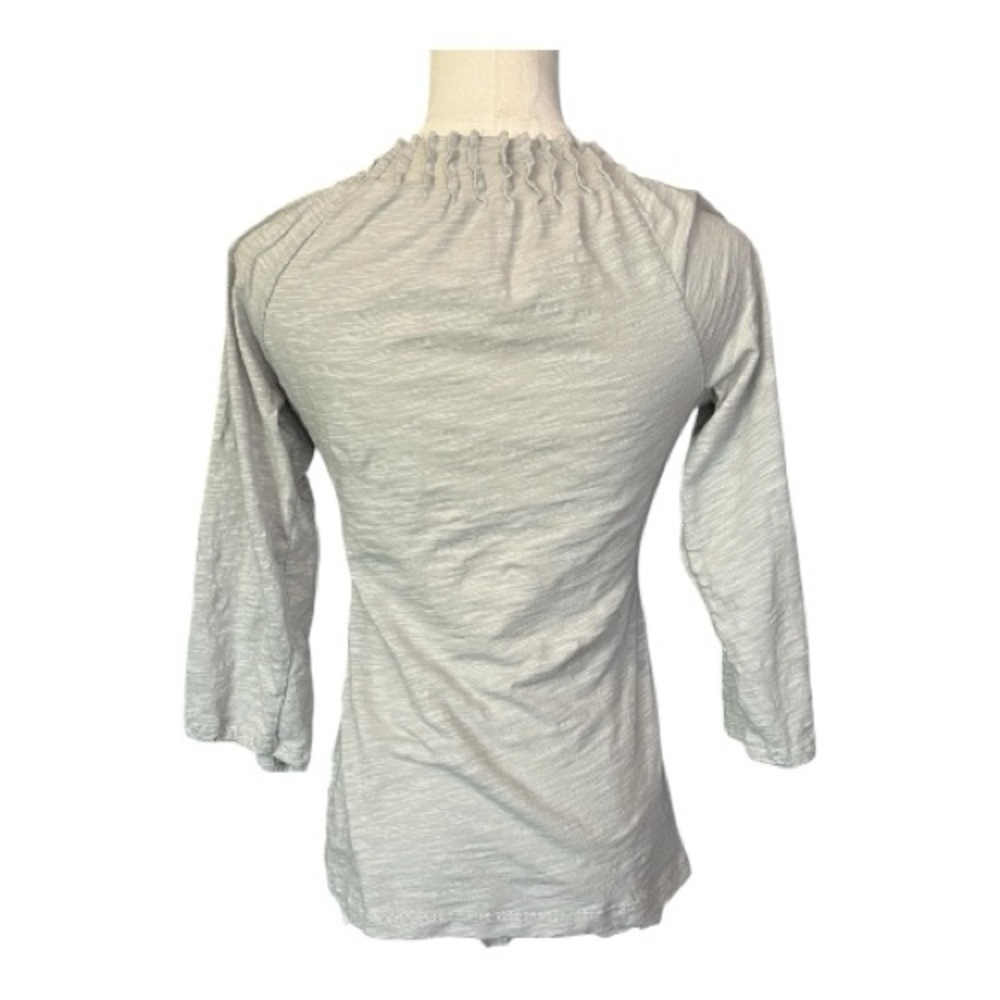 EUC Urban Outfitters brand sage gray ruched front top – size M - Picture 4 of 7